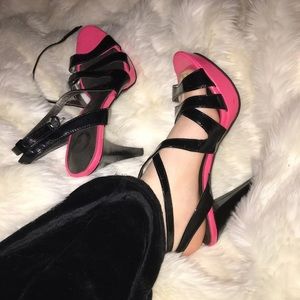 Guess heels size 8.5 pre-owned